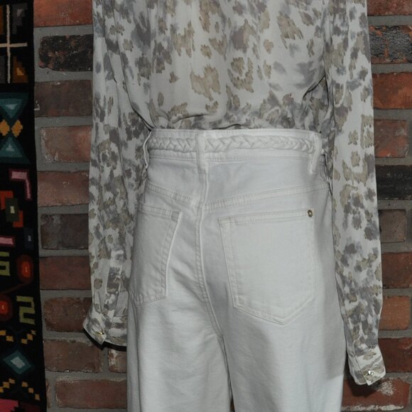 Ted Baker London White Denim Jeans, Braided Belt, Gold Stitching & Hardware 28 - Picture 4 of 13